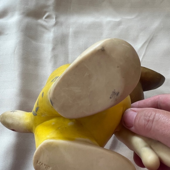 Vintage 1970s Rubber Cartoon Dog Figure - Taiwan, 9” Jerry the Mouse likeness - Picture 7 of 9